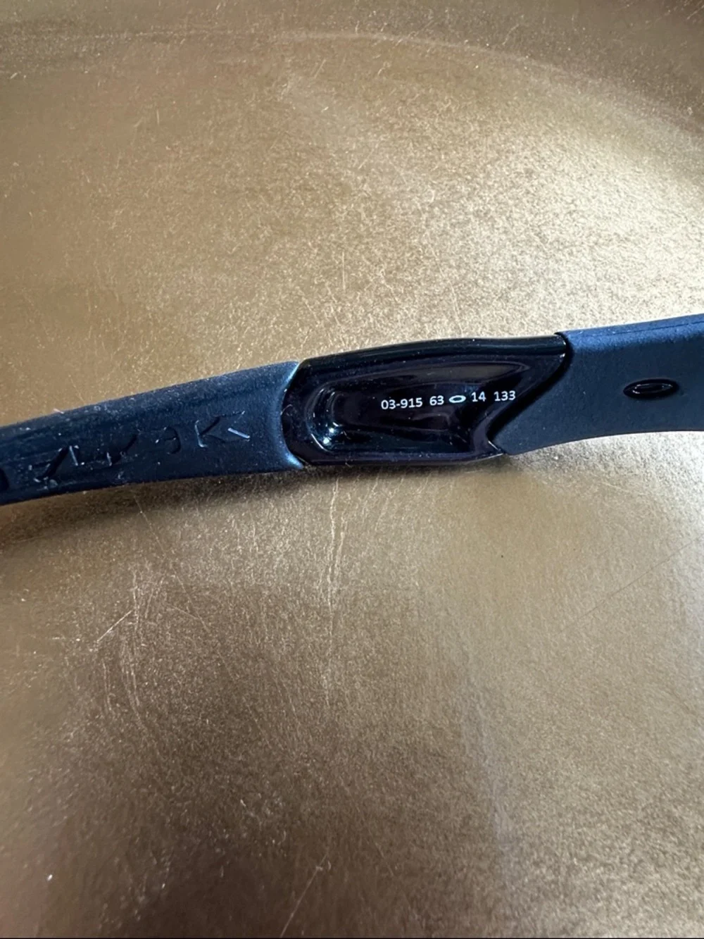 Oakley Flak 03-915 Wrap Sunglasses with Black Case